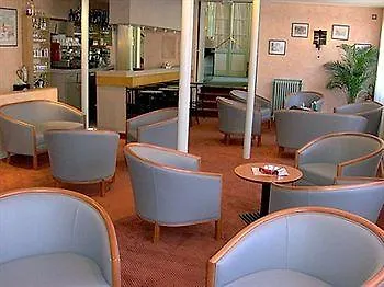 Hotel Pedussaut Сен-Годенс