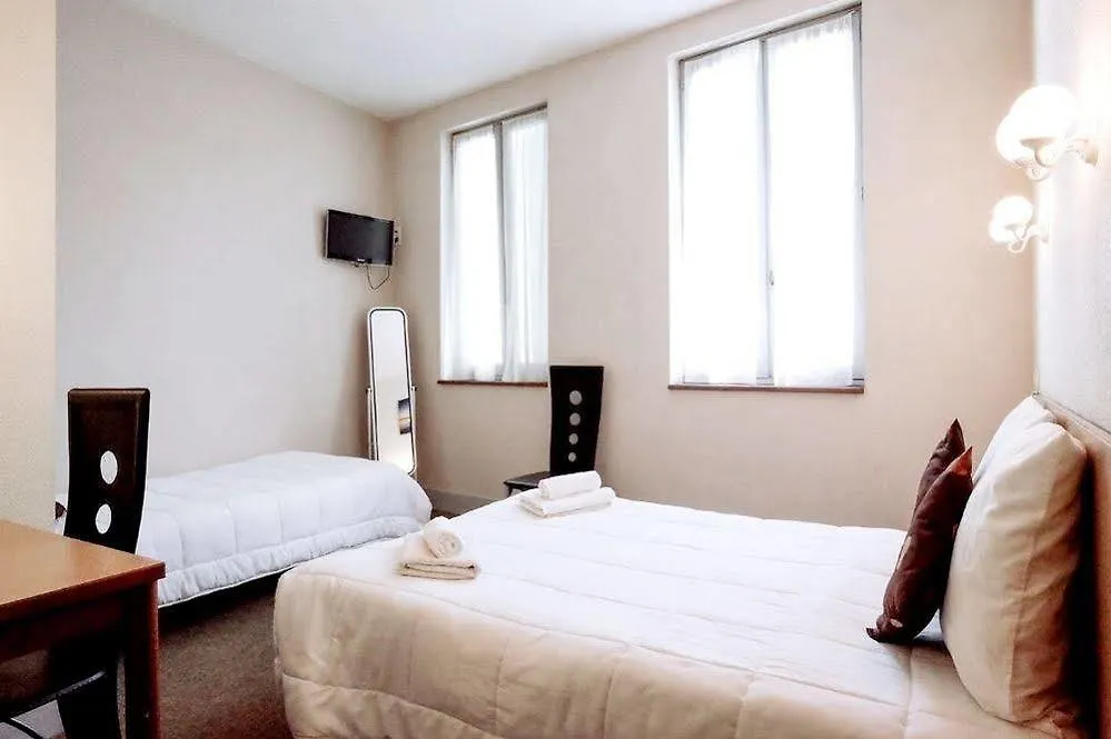 Hotel Pedussaut Сен-Годенс